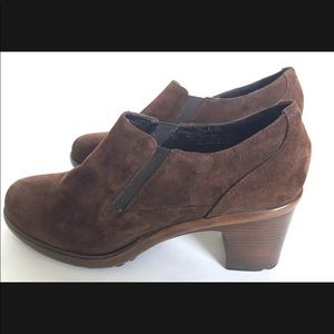 Dansko Brown Suede Comfort Slip on Bootie Pumps MINT in size 10